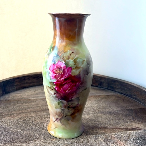 Vintage hand painted ceramic vase red roses 9”H - Picture 1 of 9